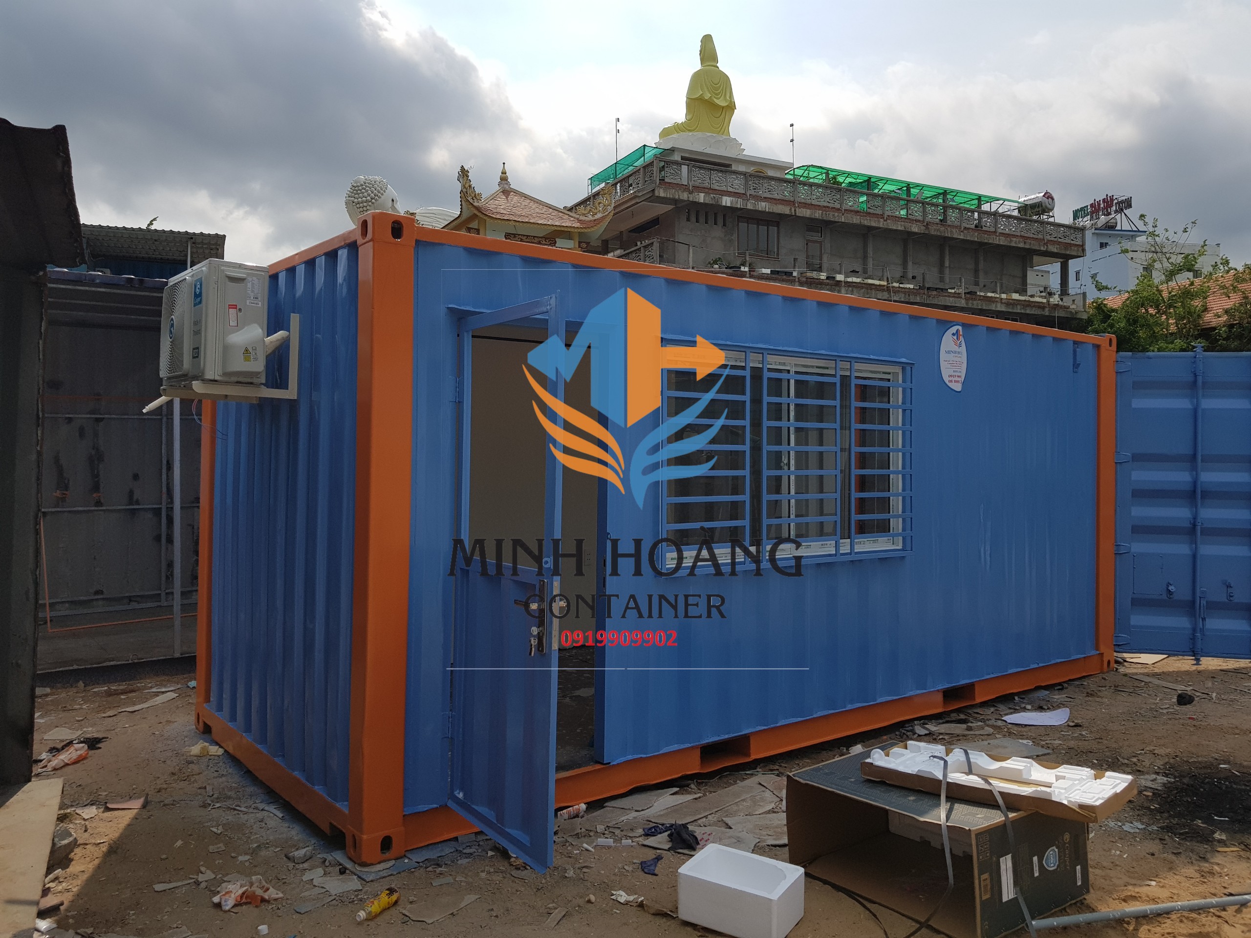 Container văn phòng 20feet xanh dương viền cam